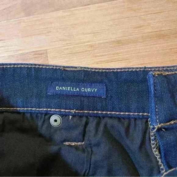 Chaps Daniella Curvy size 12 jeans - Picture 5 of 11